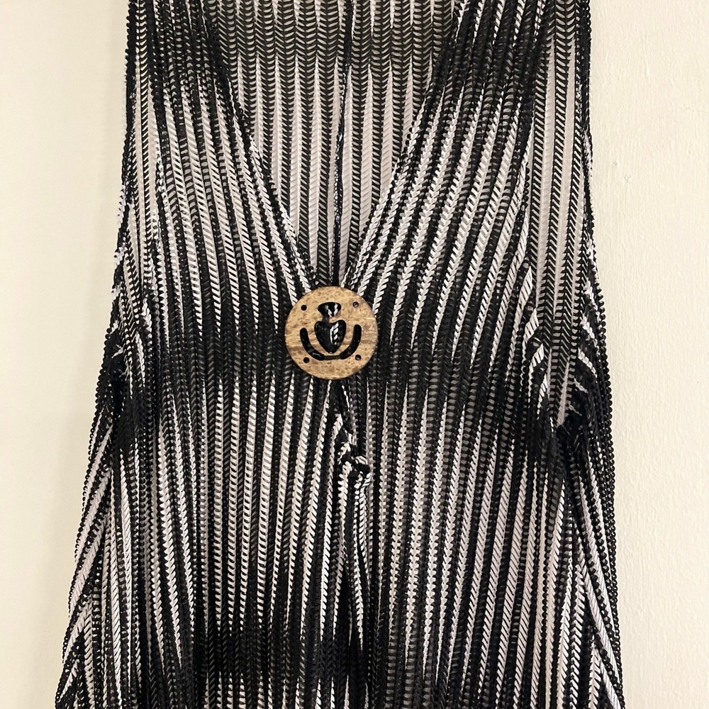 Chic Black and White Swim Coverup Size XL-XXL
